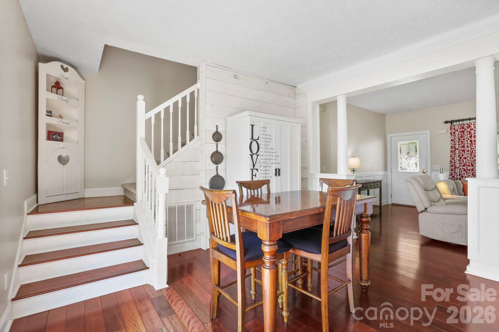 10 Eagle Drive Hendersonville NC 28792