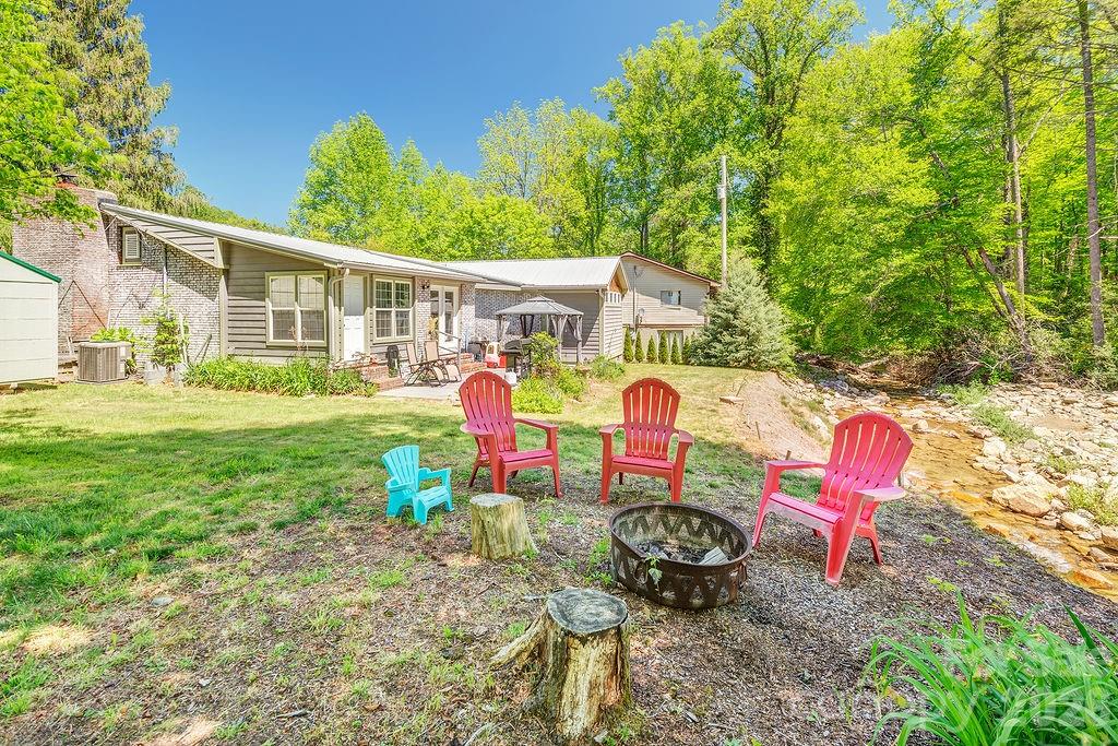 2143 Pisgah Highway Candler NC 28715