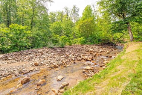 2143 Pisgah Highway Candler NC 28715