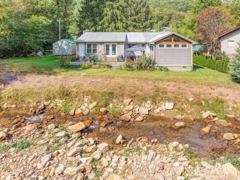 2143 Pisgah Highway Candler NC 28715