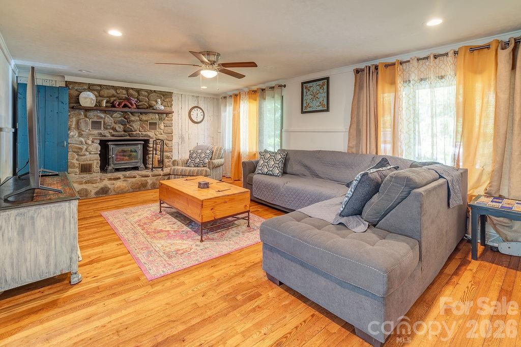 2143 Pisgah Highway Candler NC 28715