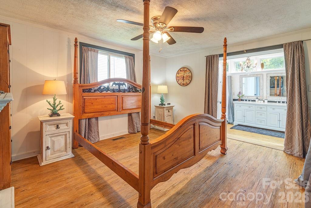 2143 Pisgah Highway Candler NC 28715