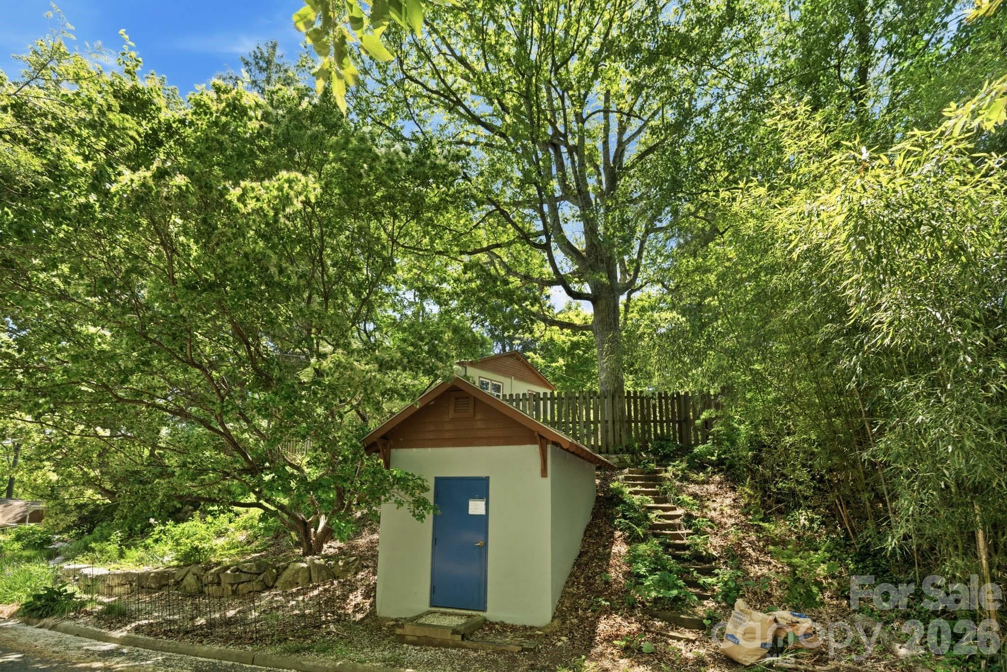 49 Plymouth Circle Asheville NC 28803