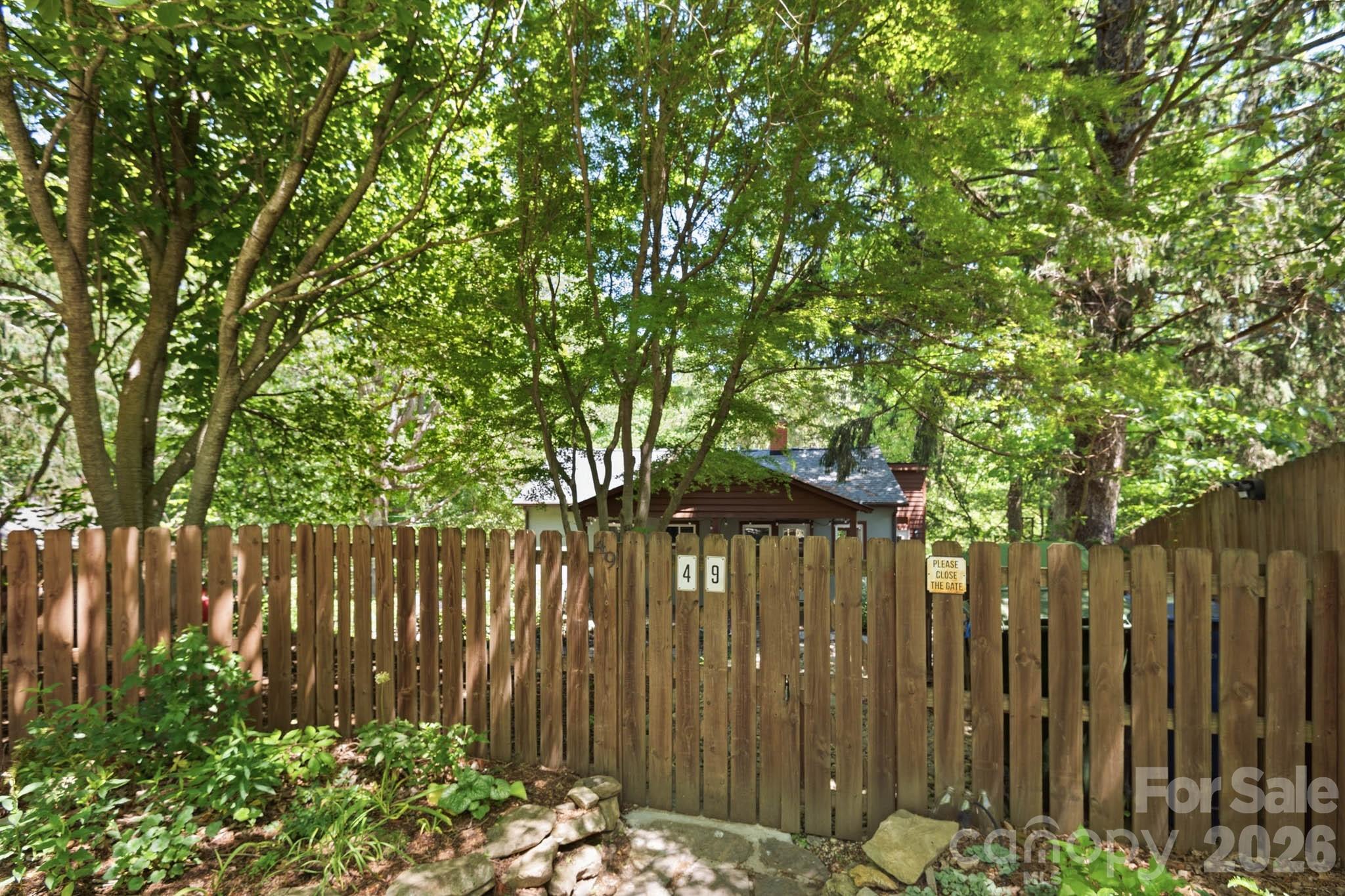 49 Plymouth Circle Asheville NC 28803