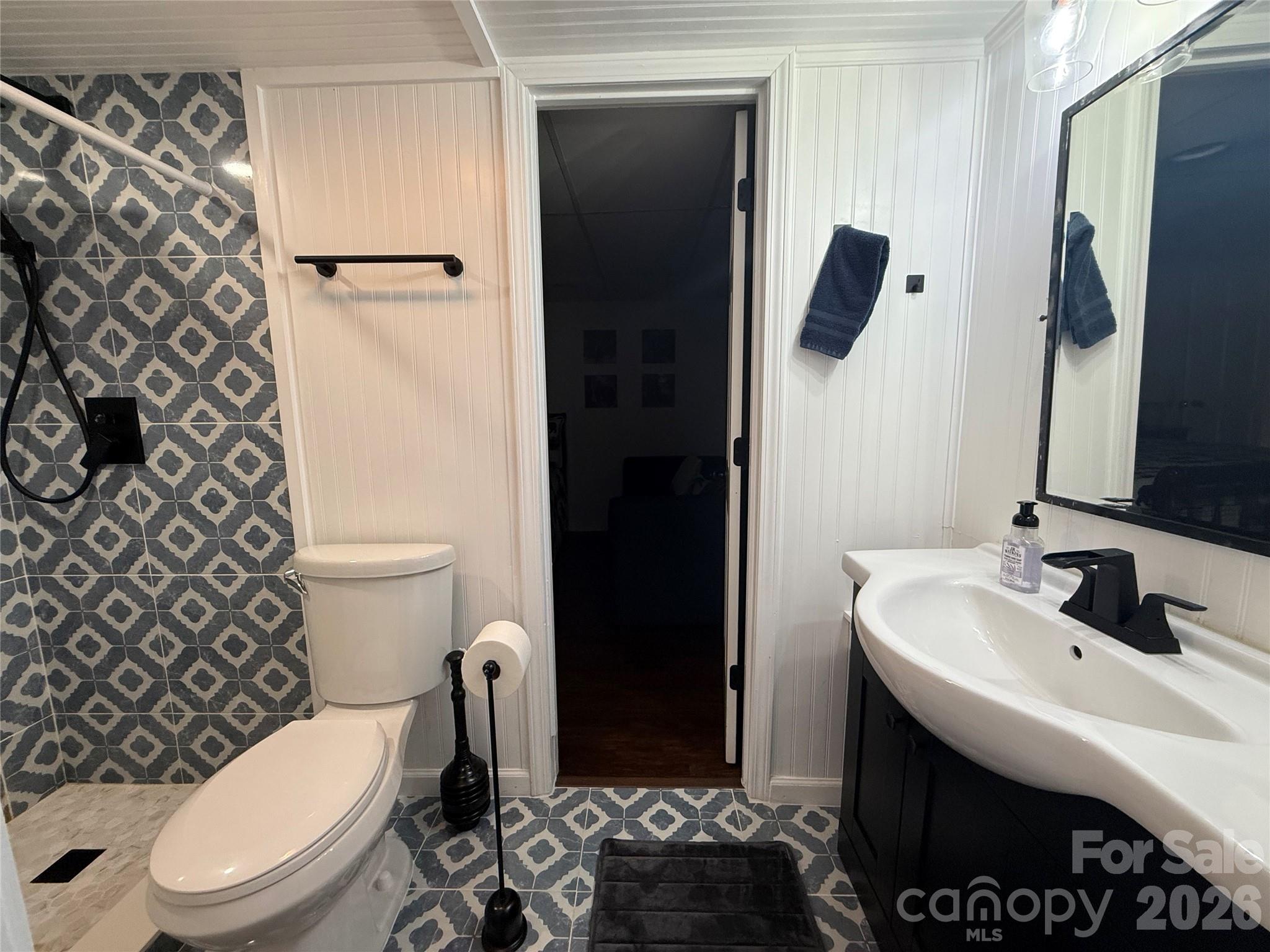 18 Olde Duffers Drive Nebo NC 28761