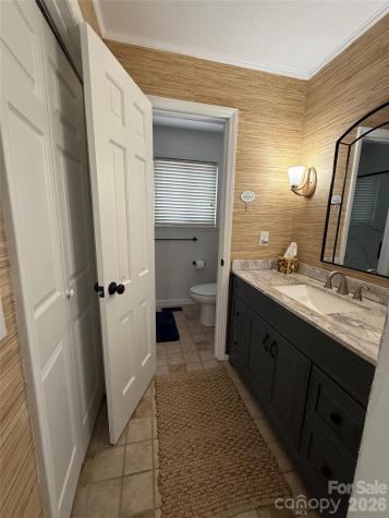 18 Olde Duffers Drive Nebo NC 28761