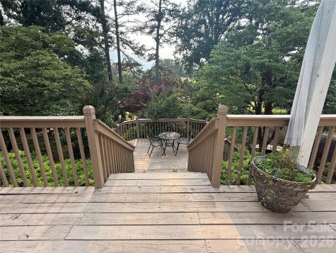 18 Olde Duffers Drive Nebo NC 28761