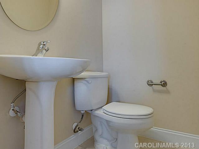 1106 Dean Hall Lane Matthews NC 28105