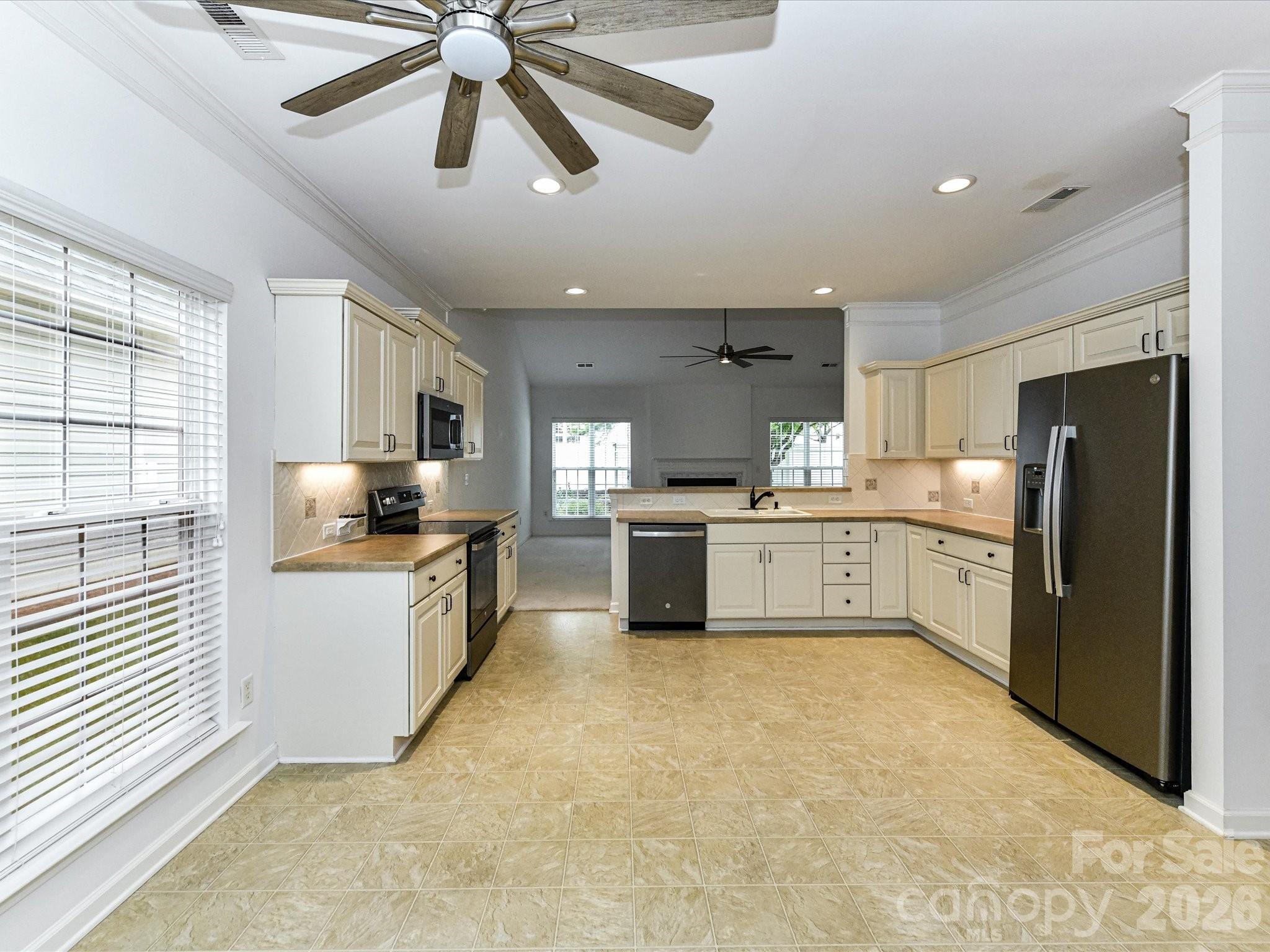 106 Broadleaf Loop Mooresville NC 28115