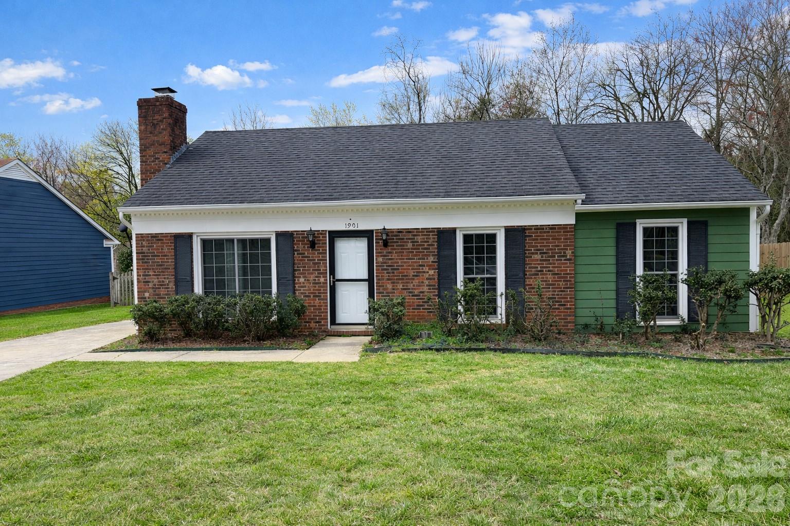 1901 Burgandy Drive Charlotte NC 28262