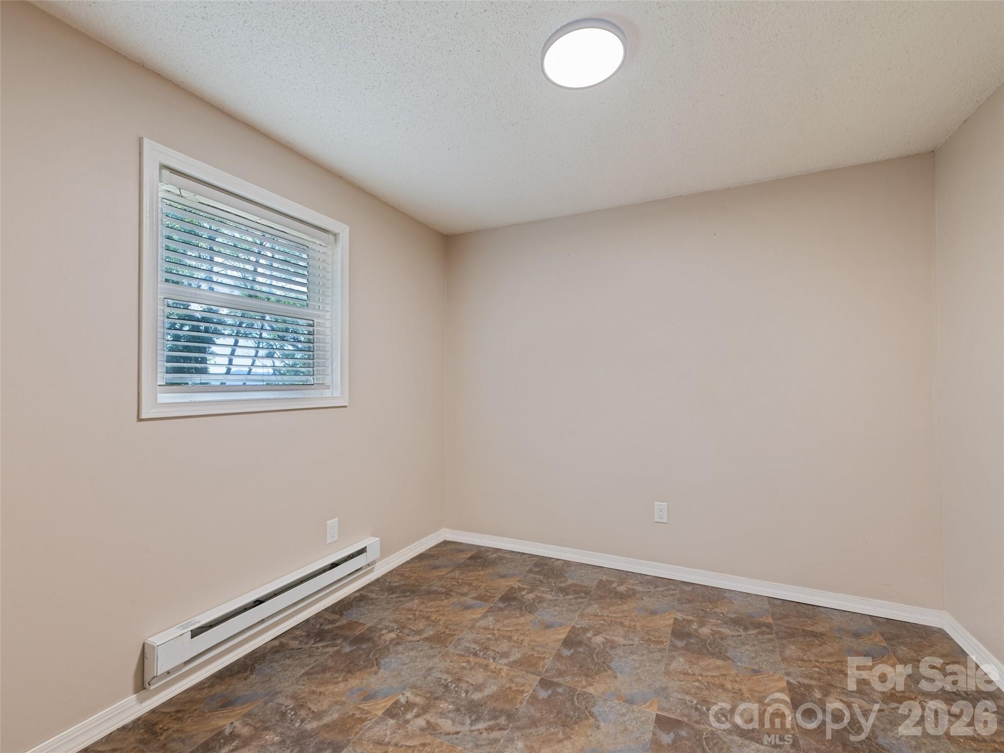157 Highland Terrace Clyde NC 28721