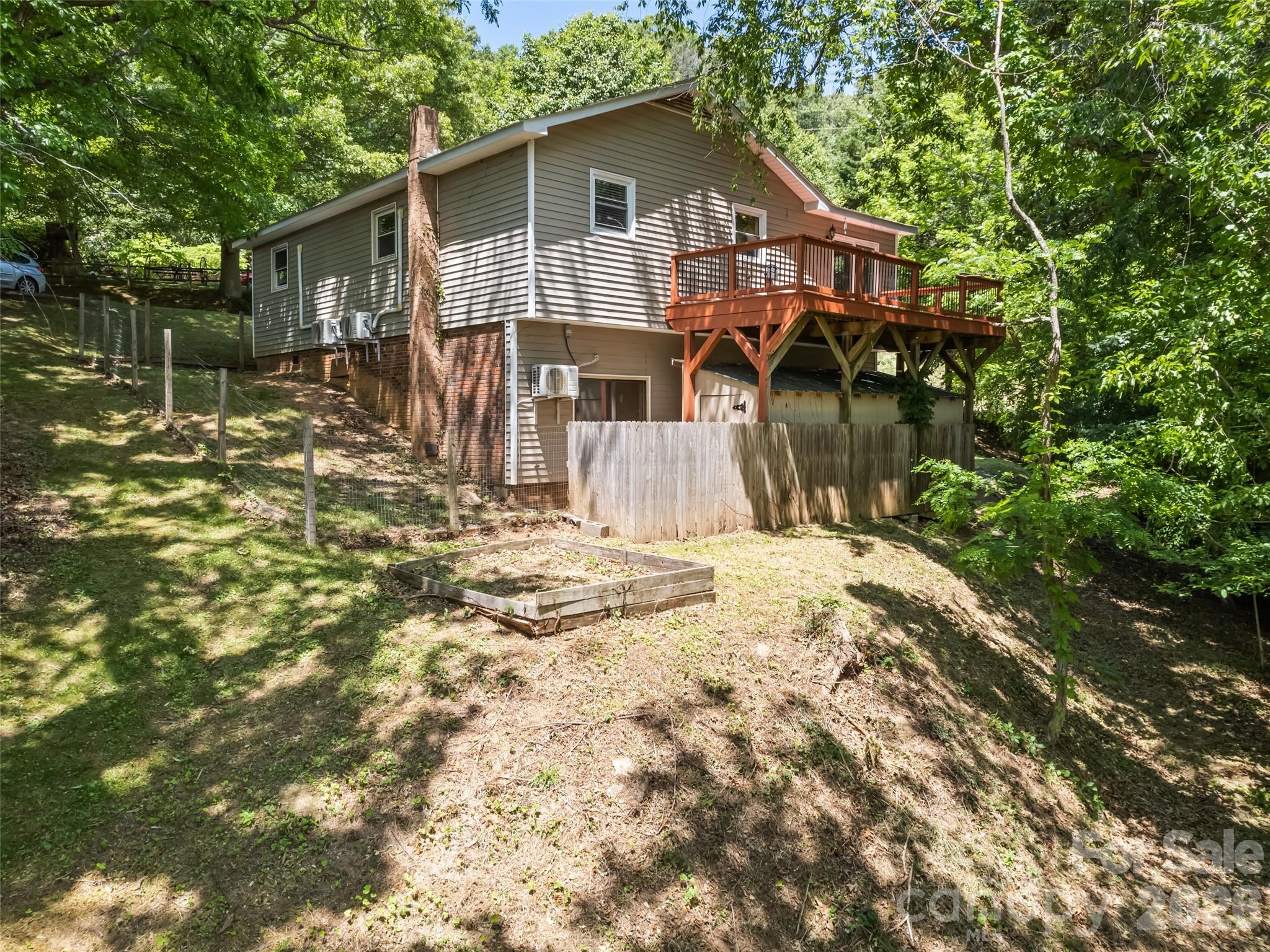 157 Highland Terrace Clyde NC 28721