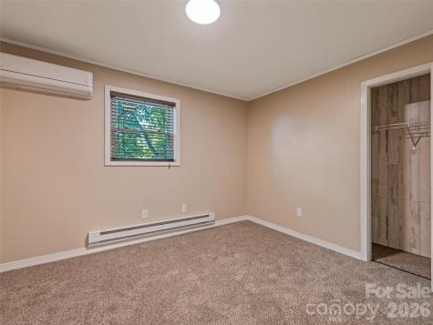 157 Highland Terrace Clyde NC 28721