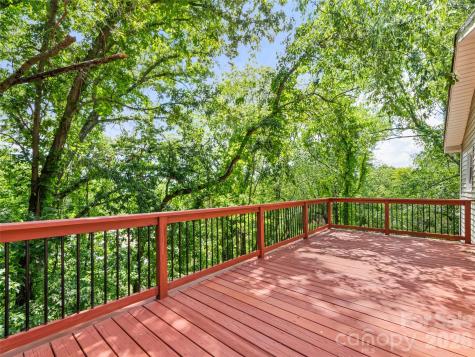 157 Highland Terrace Clyde NC 28721