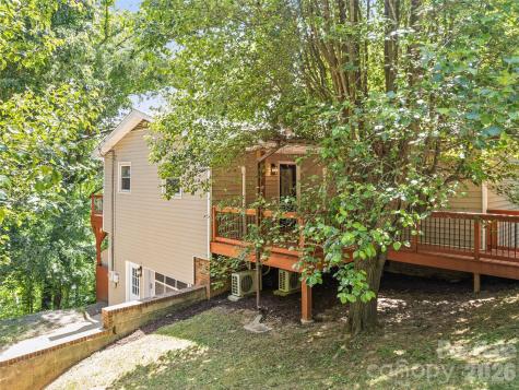 157 Highland Terrace Clyde NC 28721