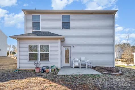 8009 Camden Crossing Lowell NC 28098