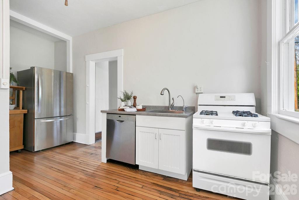 431 E Main Street Brevard NC 28712