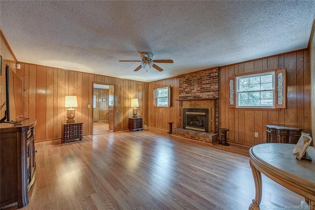 1900 Kingston Drive Gastonia NC 28052