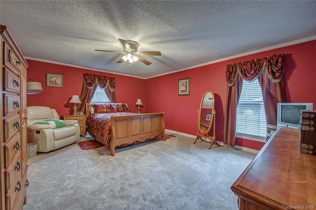 1900 Kingston Drive Gastonia NC 28052
