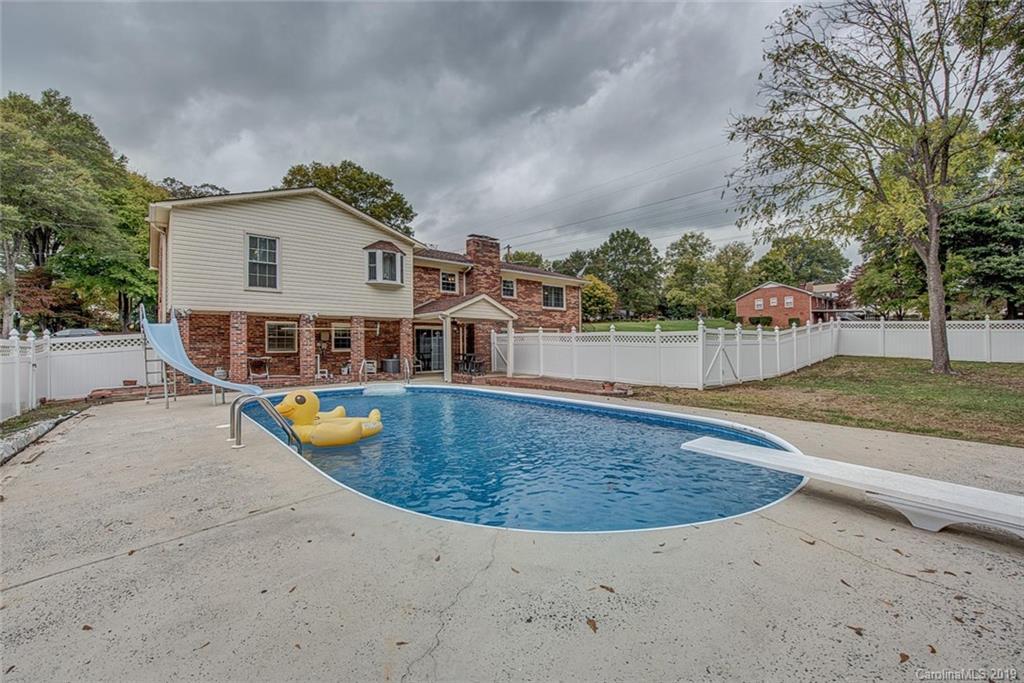 1900 Kingston Drive Gastonia NC 28052