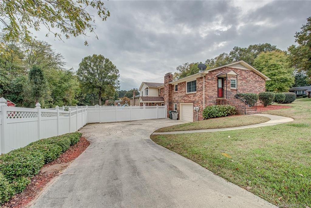 1900 Kingston Drive Gastonia NC 28052