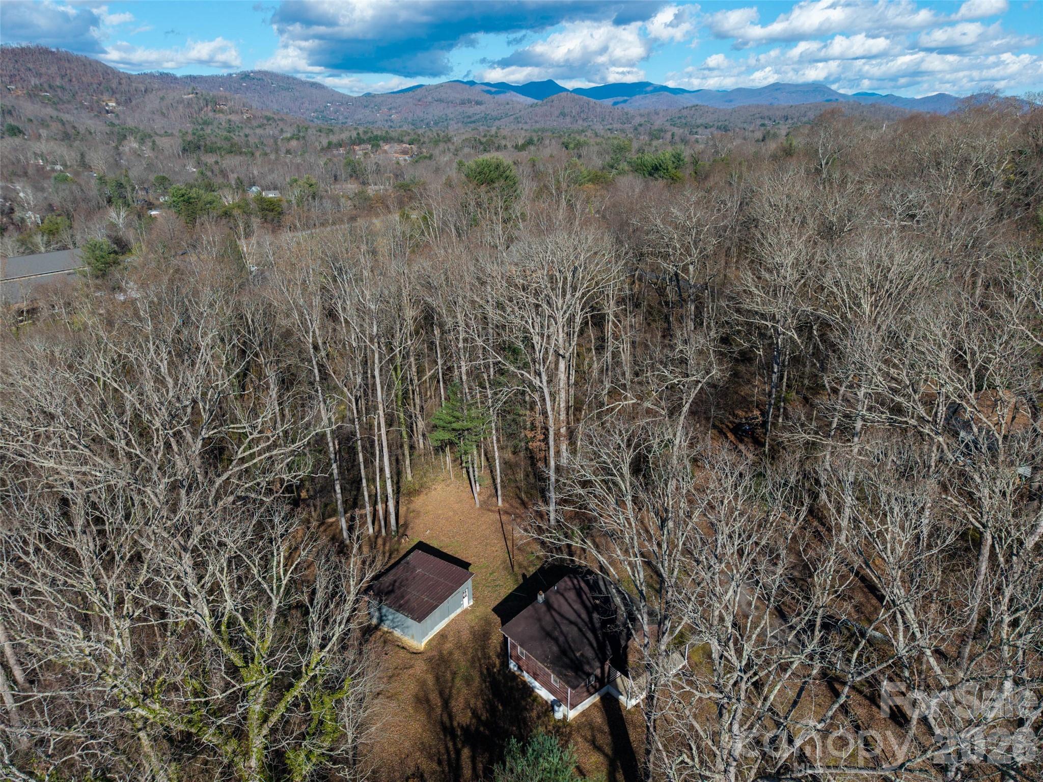 67 Shawnee Trail Asheville NC 28805