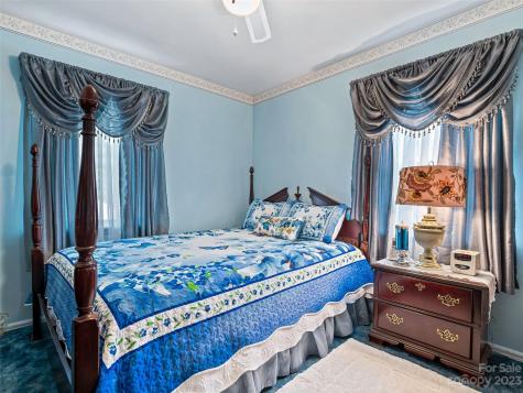 325 Pearson Drive Asheville NC 28801