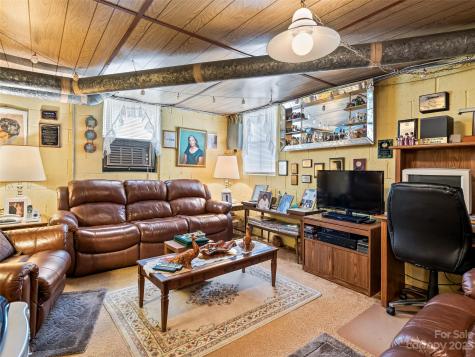 325 Pearson Drive Asheville NC 28801