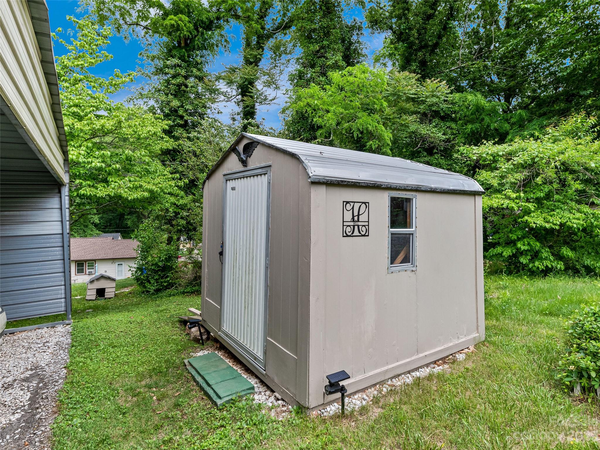 325 Pearson Drive Asheville NC 28801