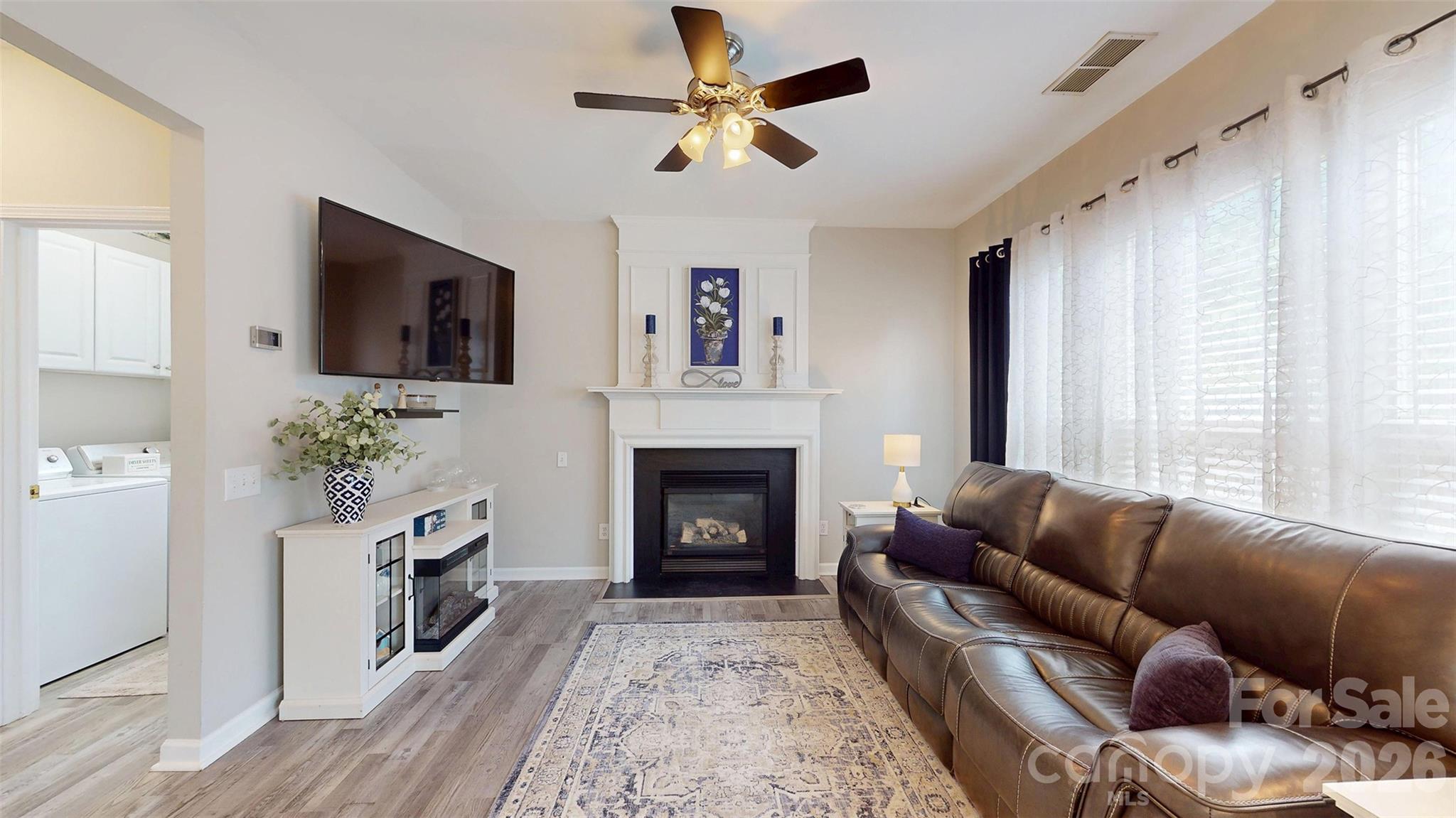 2002 Chinabrook Court Charlotte NC 28270