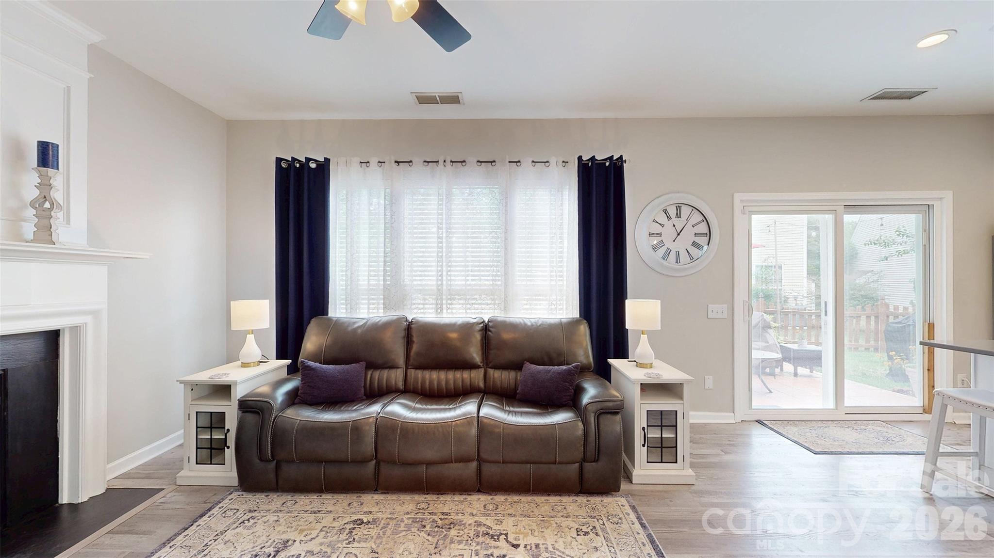 2002 Chinabrook Court Charlotte NC 28270
