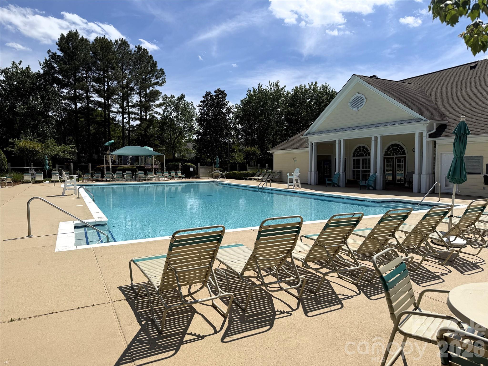 2002 Chinabrook Court Charlotte NC 28270