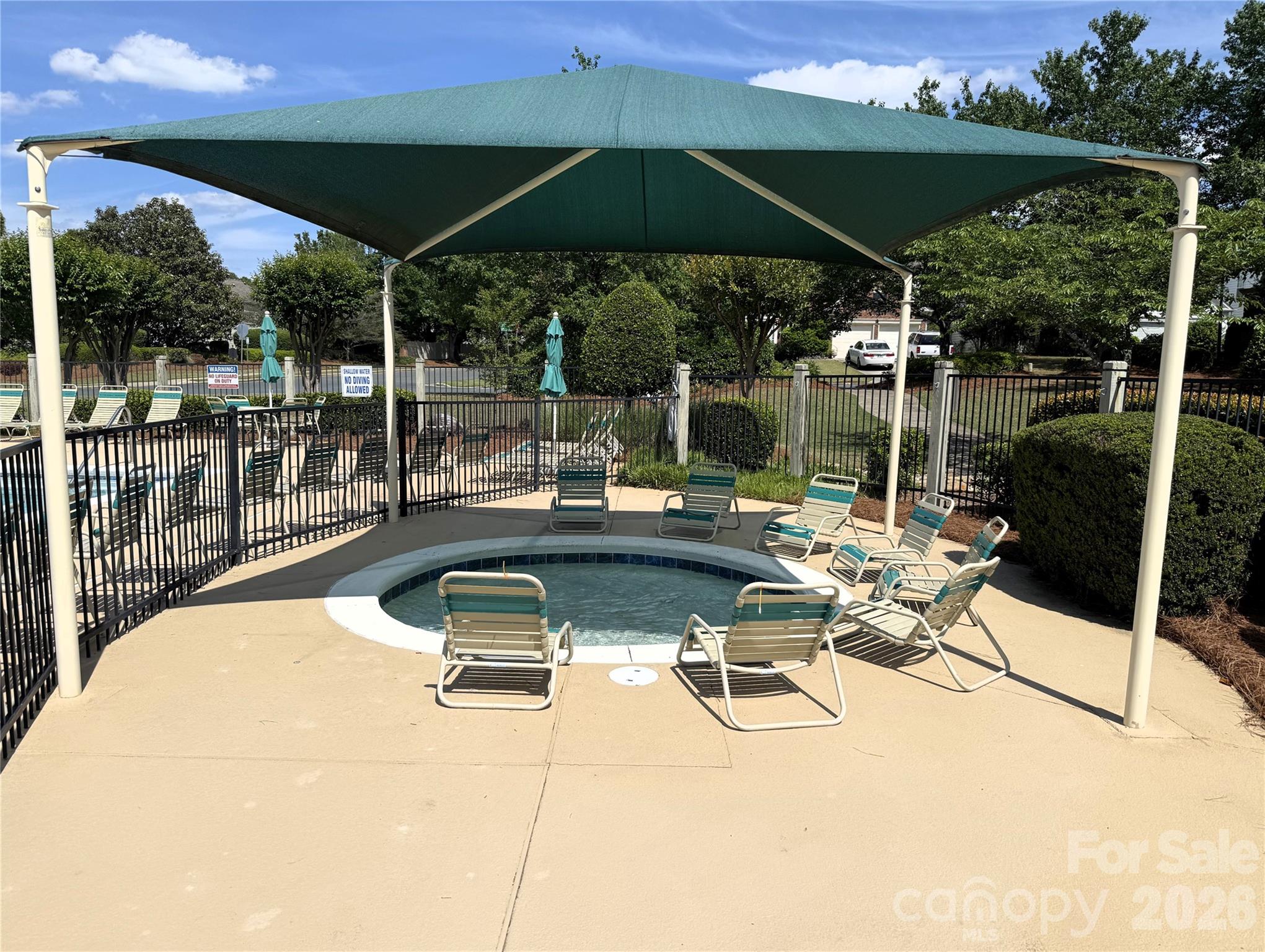 2002 Chinabrook Court Charlotte NC 28270