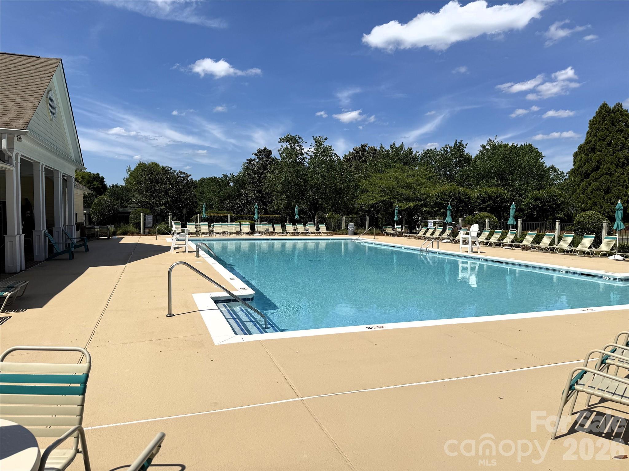 2002 Chinabrook Court Charlotte NC 28270