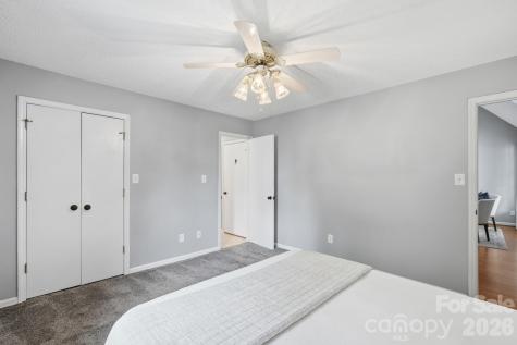 1200 Clear Springs Court Charlotte NC 28214