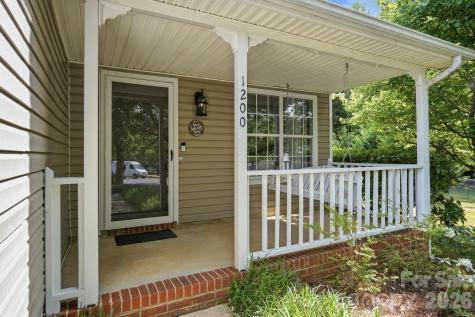 1200 Clear Springs Court Charlotte NC 28214