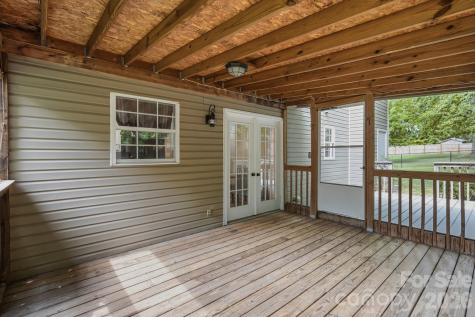 1200 Clear Springs Court Charlotte NC 28214
