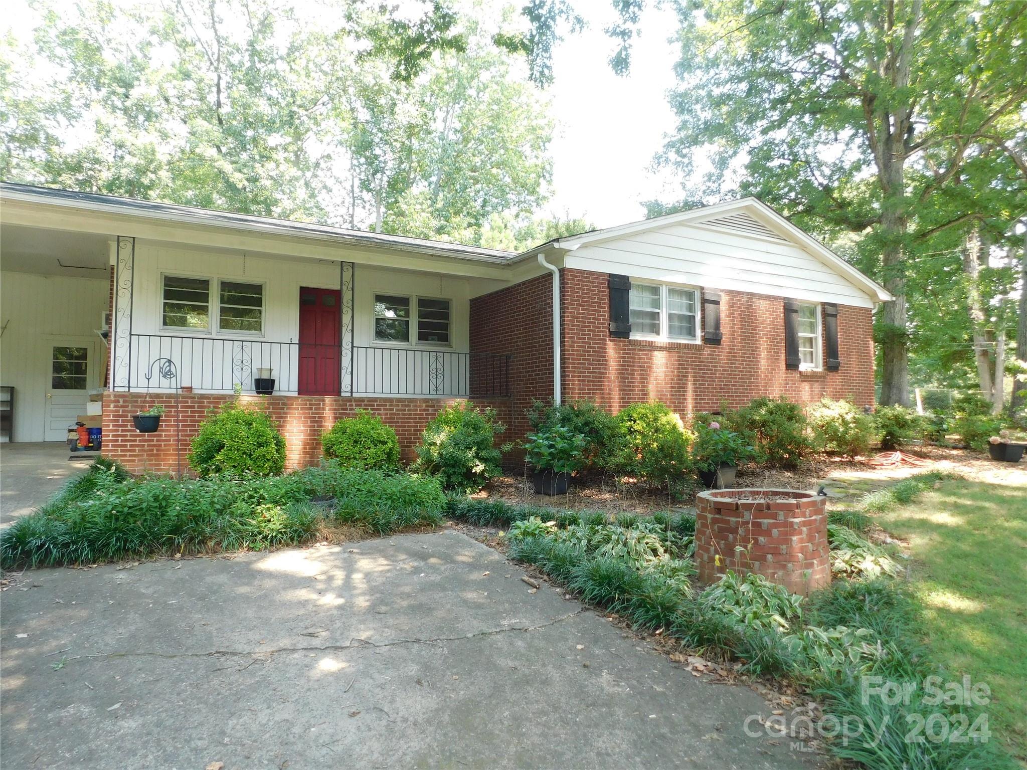 323 Dellwood Drive Shelby NC 28152