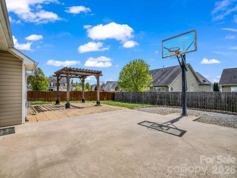 33 Lumber River Road Fletcher NC 28732