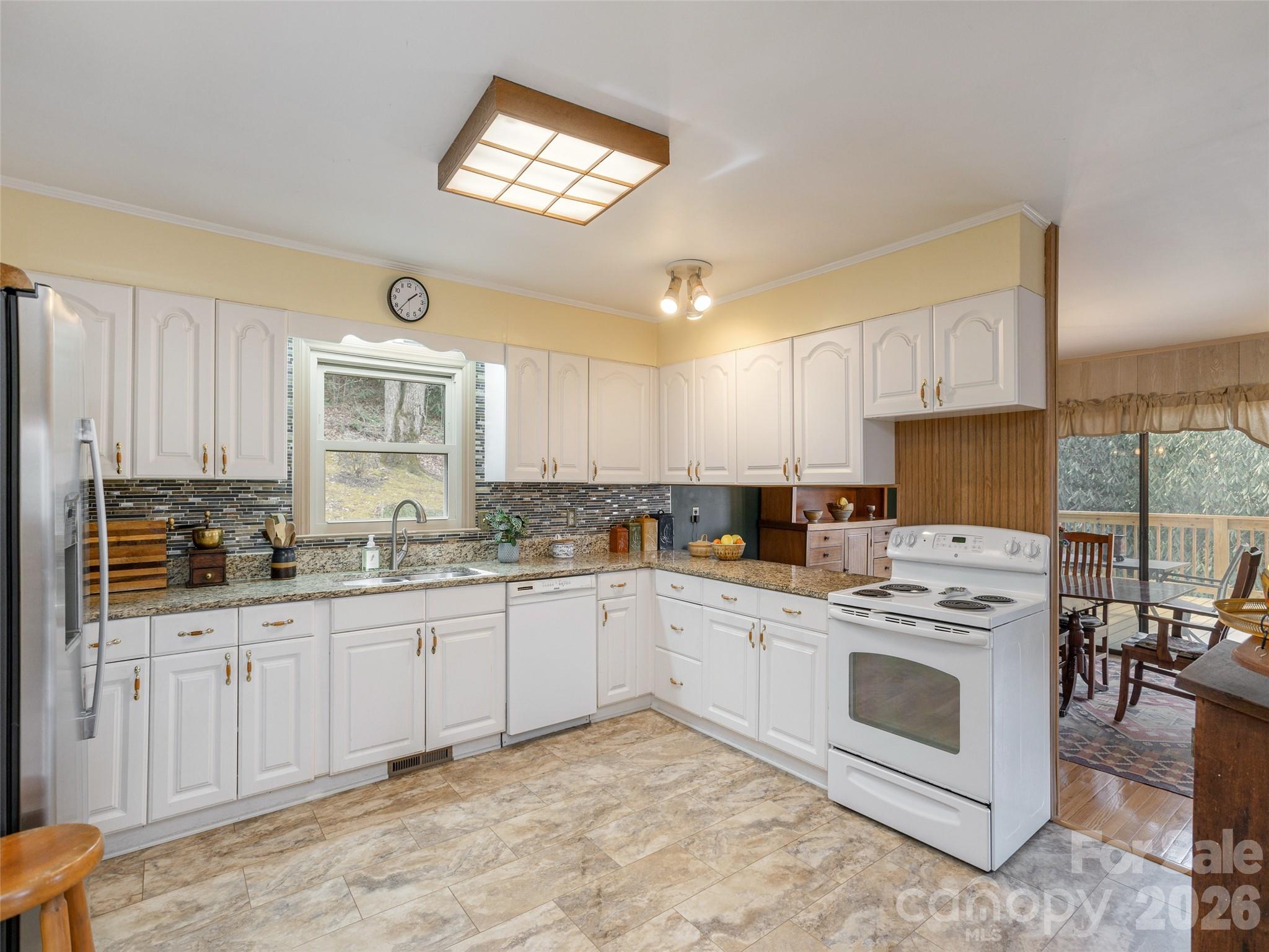 227 Sky Lake Drive Hendersonville NC 28739