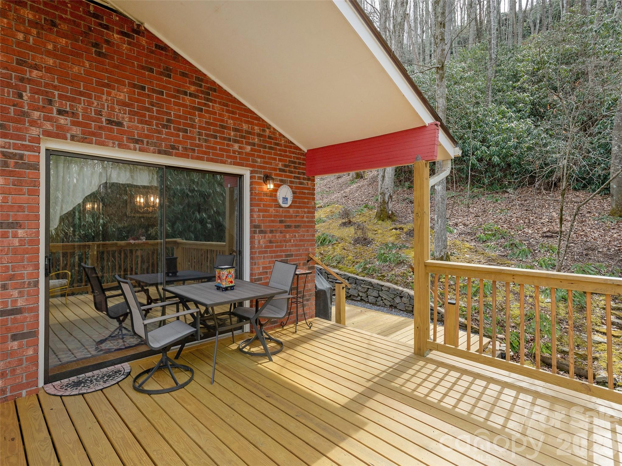 227 Sky Lake Drive Hendersonville NC 28739