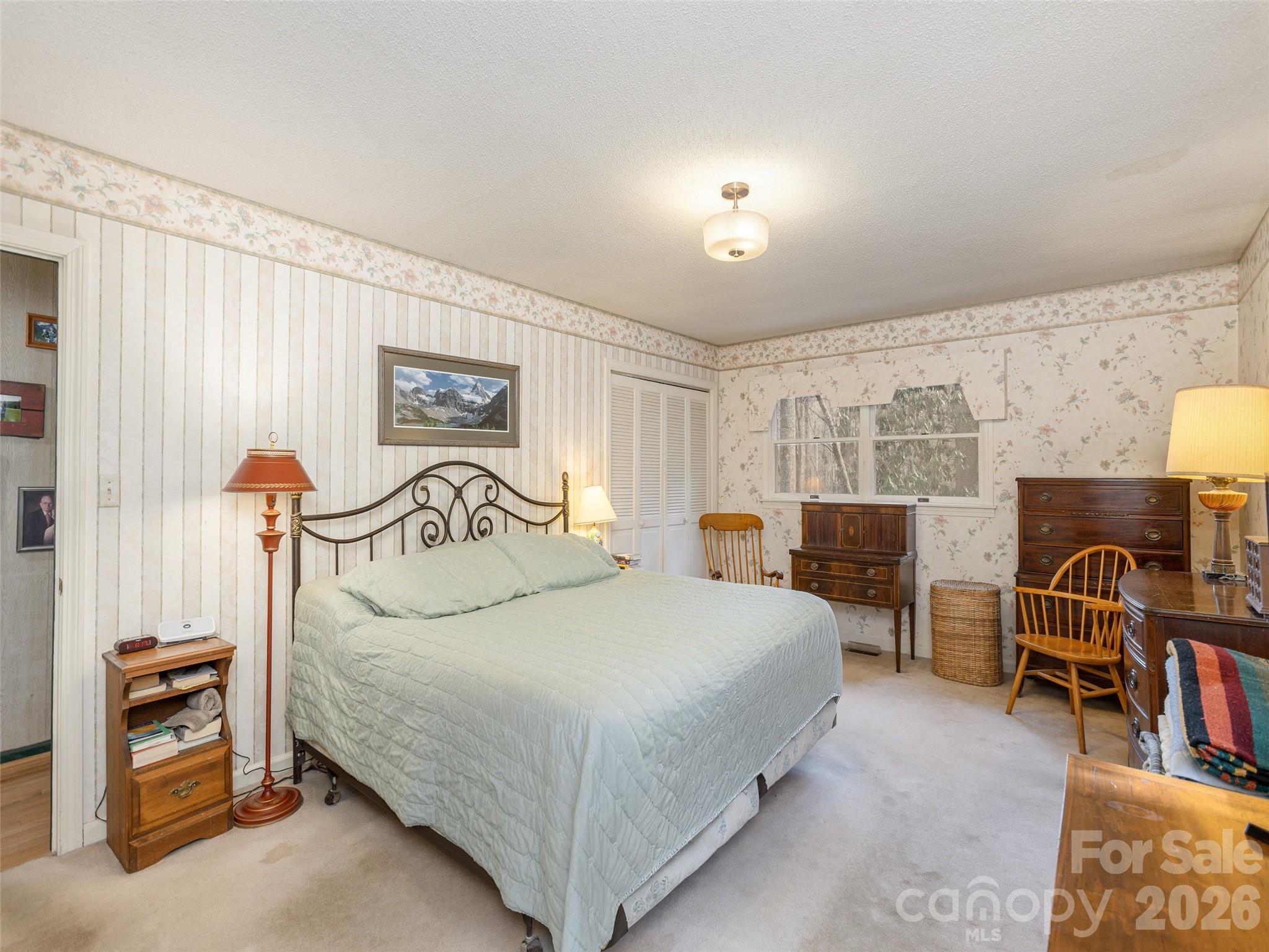 227 Sky Lake Drive Hendersonville NC 28739
