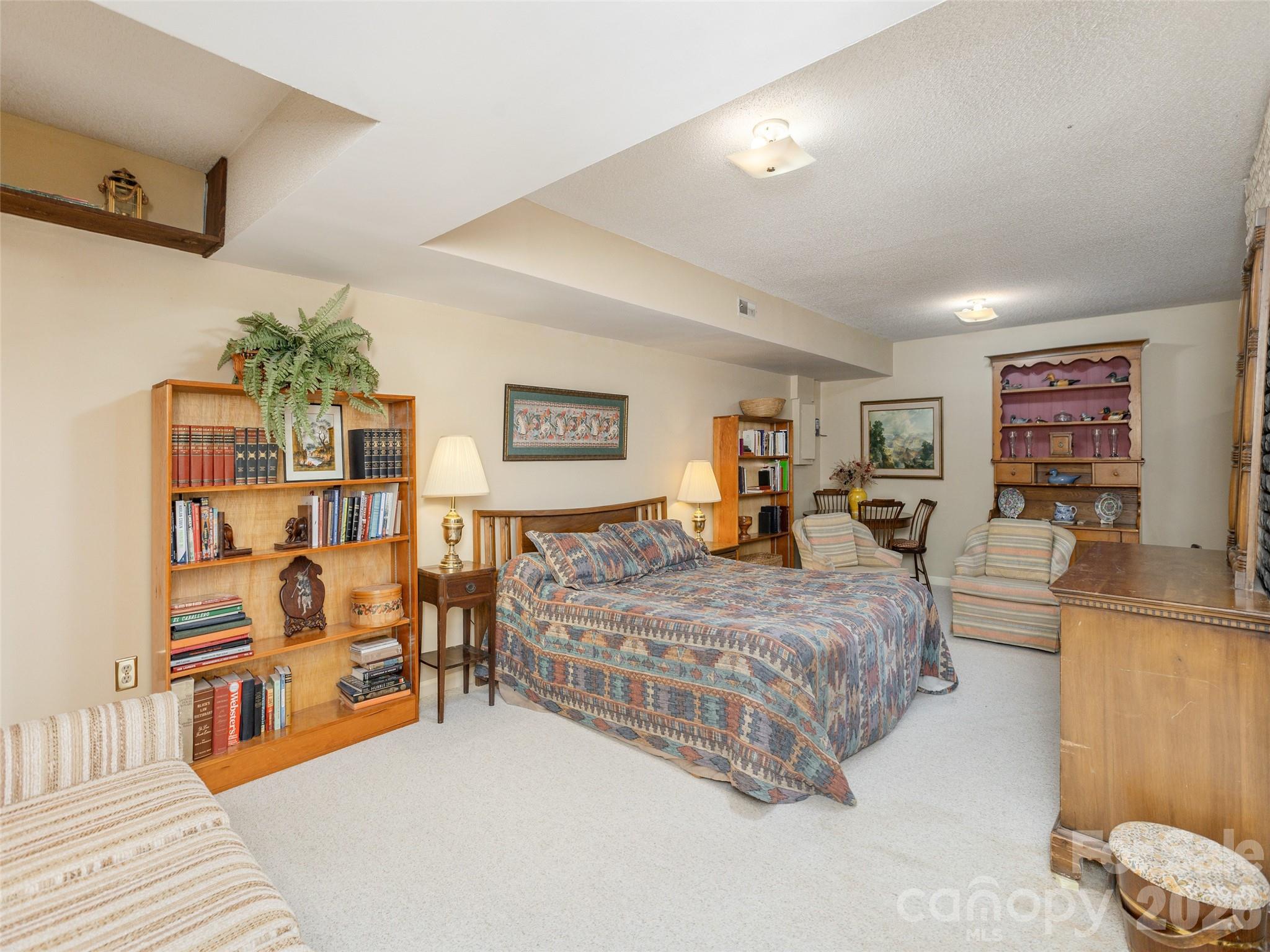 227 Sky Lake Drive Hendersonville NC 28739