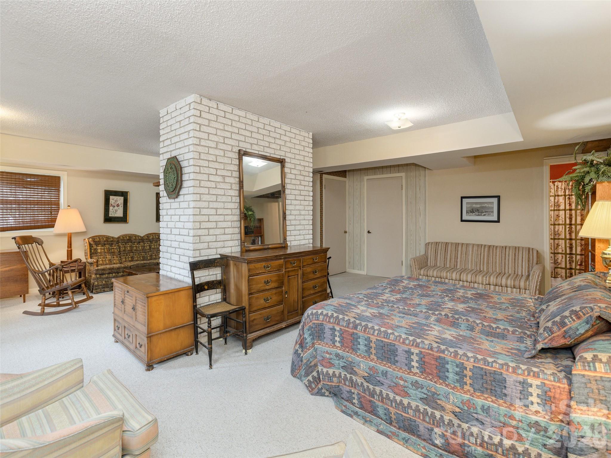 227 Sky Lake Drive Hendersonville NC 28739