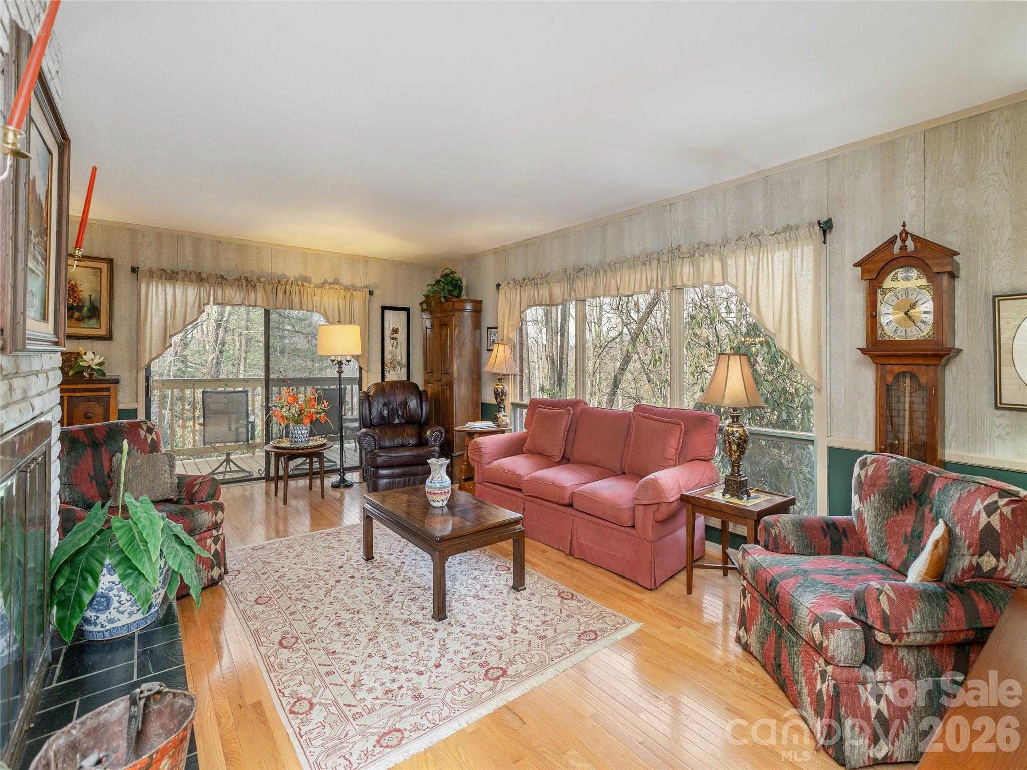 227 Sky Lake Drive Hendersonville NC 28739