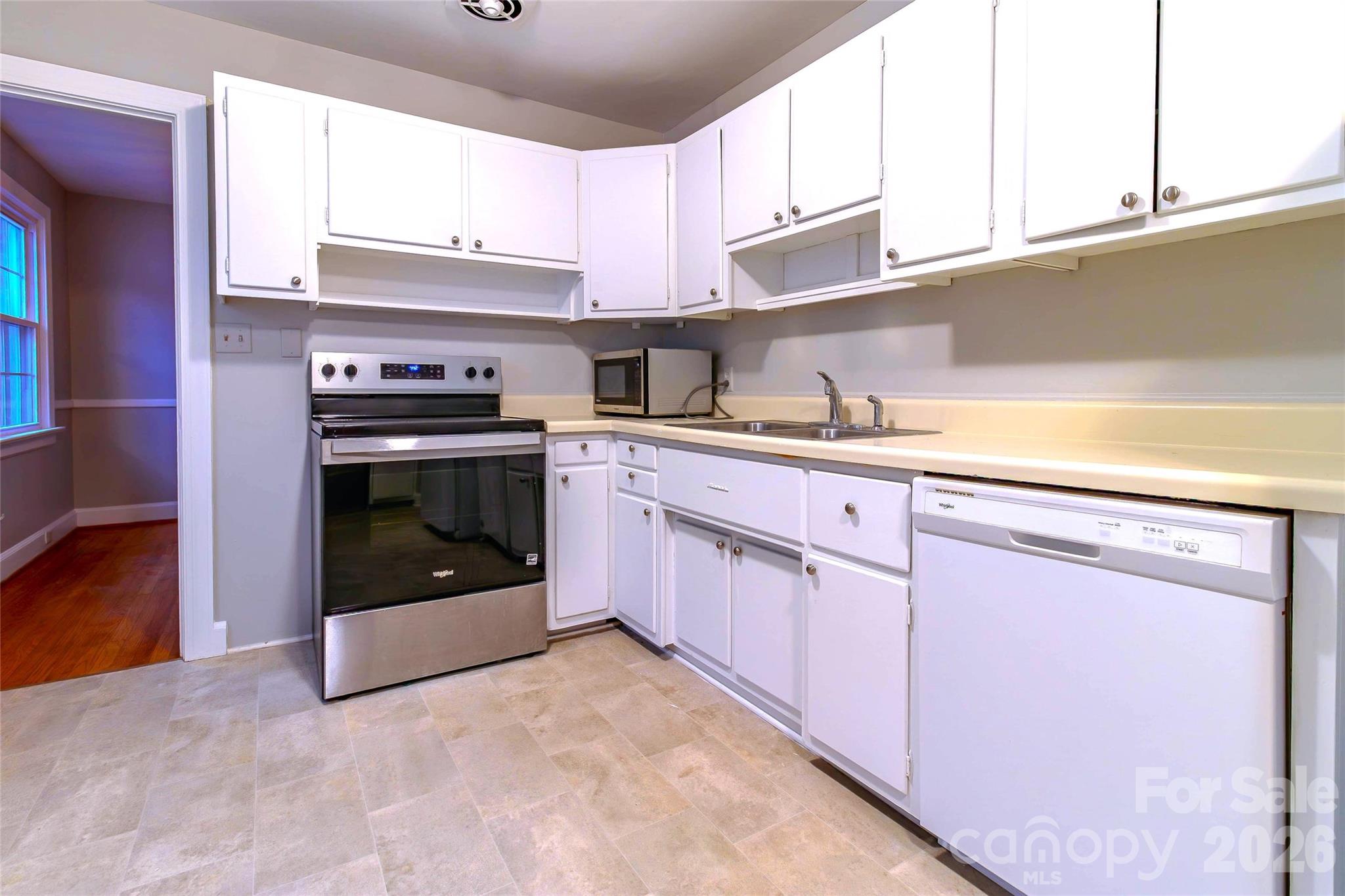 3428 Wade Avenue Raleigh NC 27607