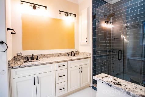10 Mcmurray Lane Black Mountain NC 28711