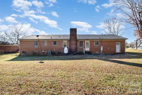 830 S Magnolia Street Mooresville NC 28115