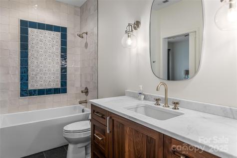 320 Flowering Vine Court Asheville NC 28803