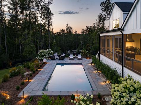 320 Flowering Vine Court Asheville NC 28803